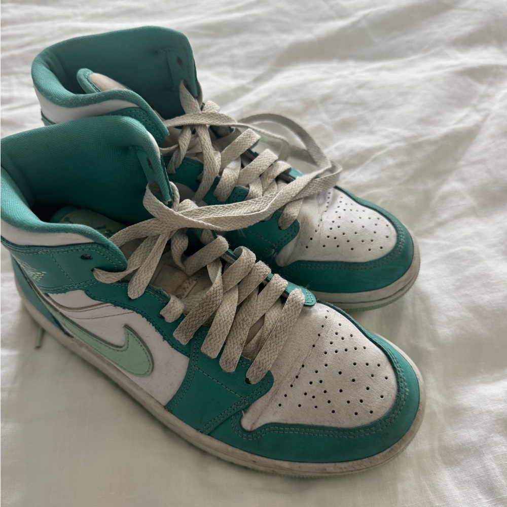 Women’s Jordan’s